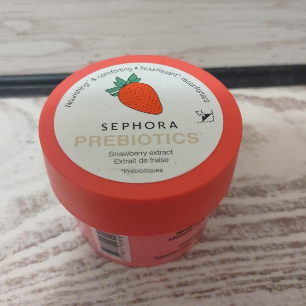 Sephora Prebiotics Strawberry Extract Cream